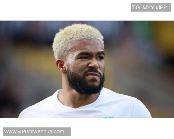 足球界近视球星盘点 哪些顶级球员戴眼镜挑战视力极限